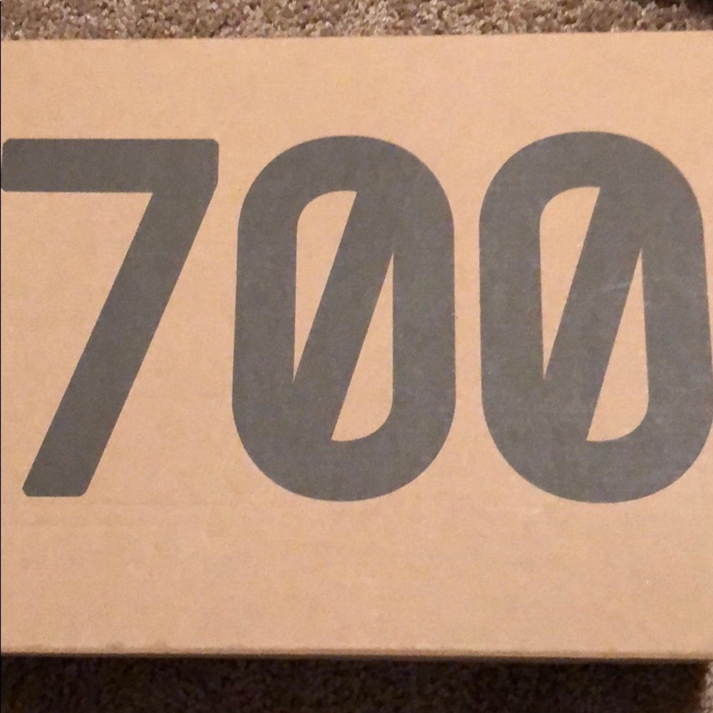 Yeezy Boost 700